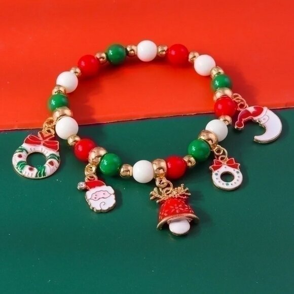 Christmas Charm Bracelet - Picture 2 of 5